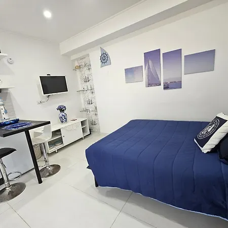 Apartamento La Vela Recanati - Monolocale Sul Mare Con Accesso Diretto Giardini Naxos