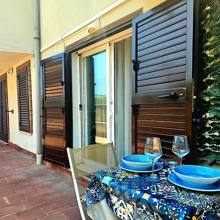 La Vela Recanati - Monolocale Sul Mare Con Accesso Diretto Apartamento Giardini Naxos